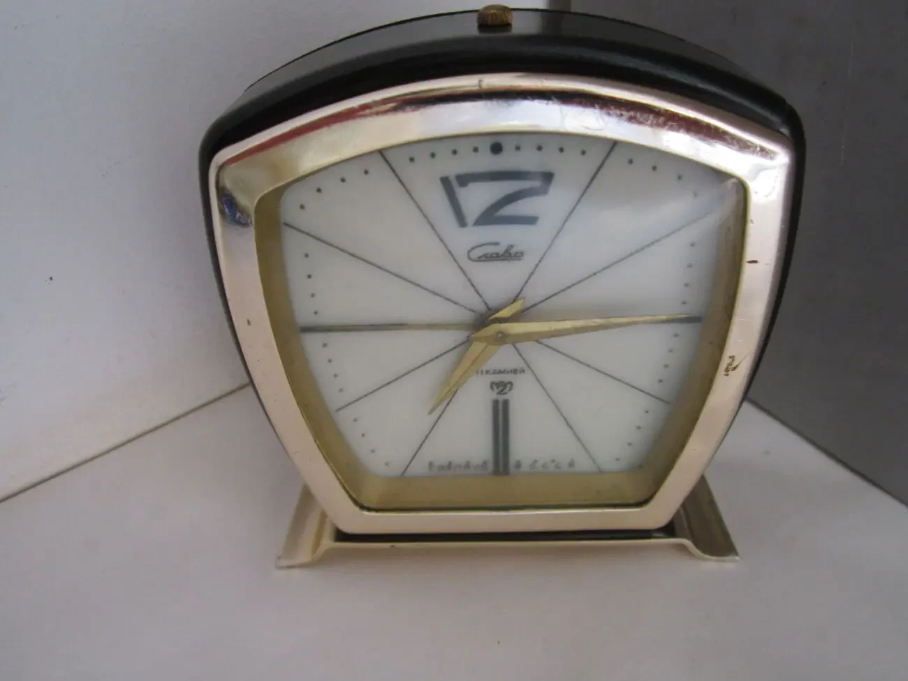 Будильник настольный СЛАВА СССР 6 9