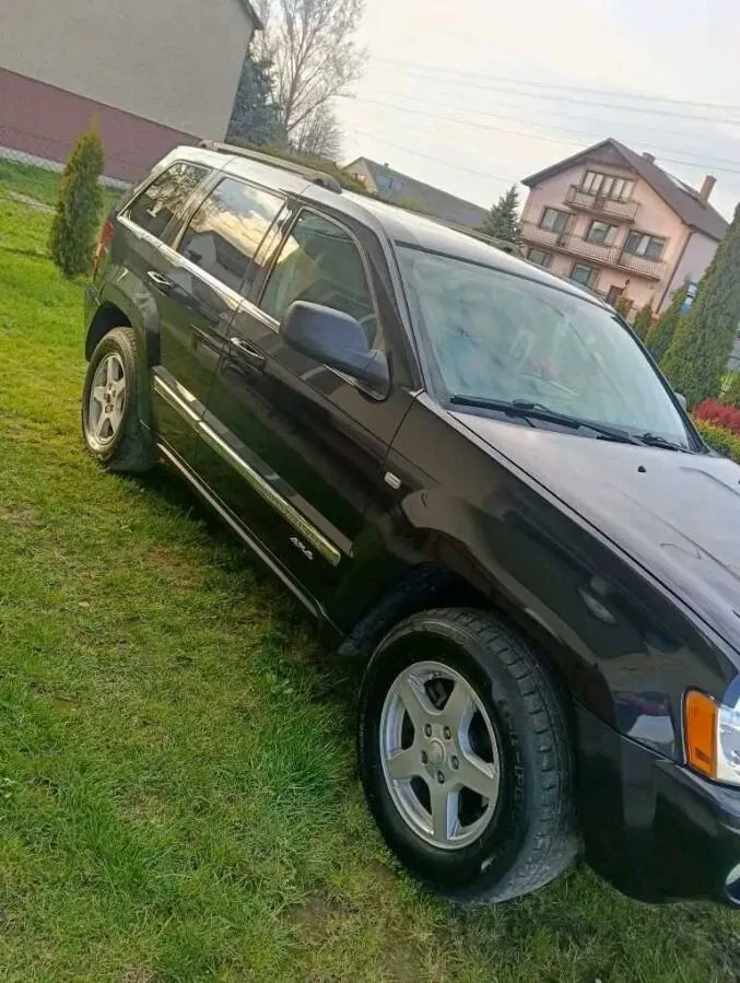 Продам Jeep Grand Cherooke 5