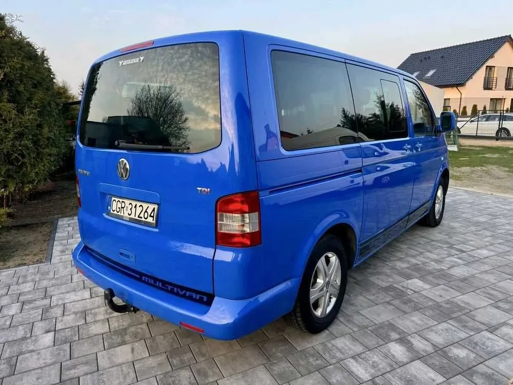 Продам Volkswagen Transporter T5 4