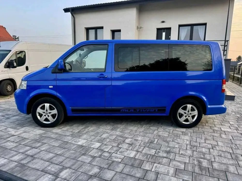 Продам Volkswagen Transporter T5 2
