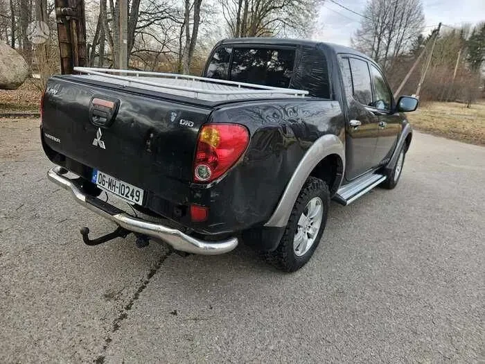 Продам Mitsubishi L200 6