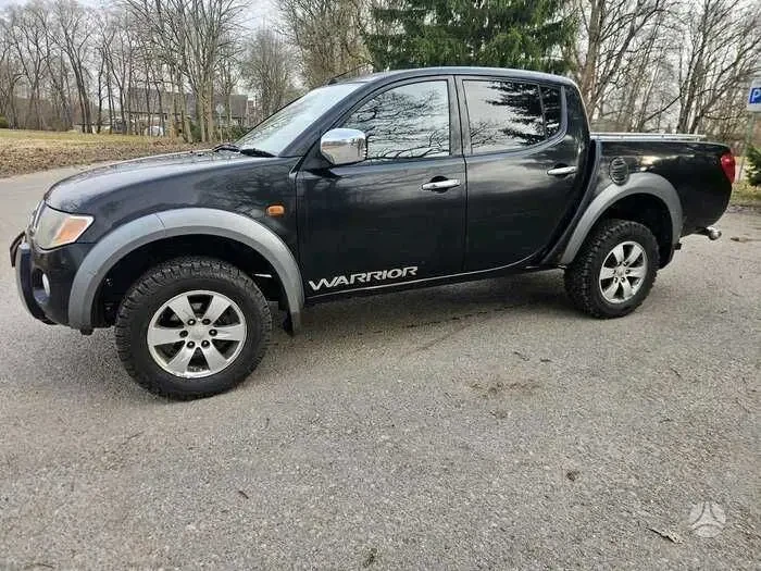 Продам Mitsubishi L200 4