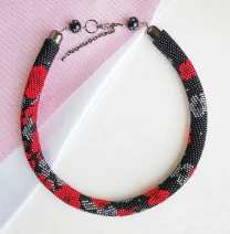 Прикраса із бісеру кольє-джгут Червоні вогники