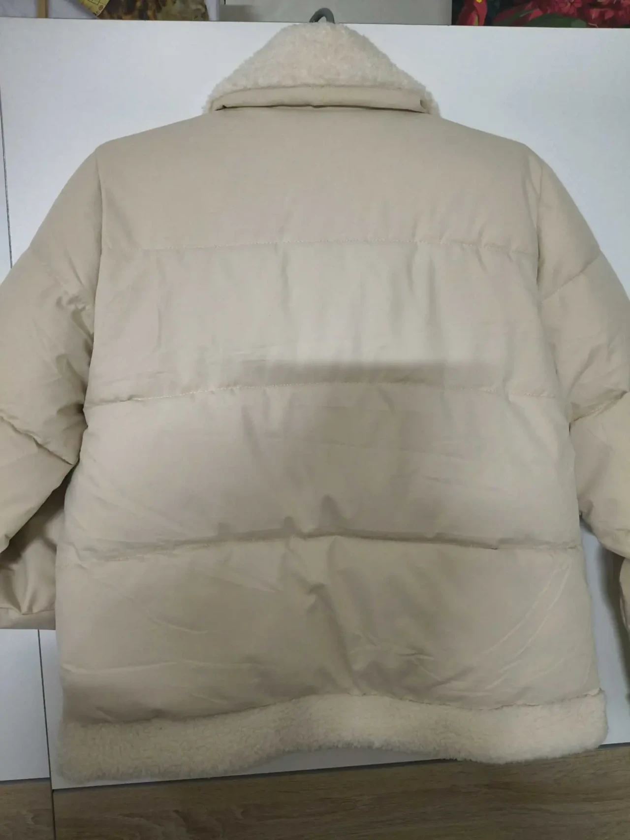 Куртка жіноча 2