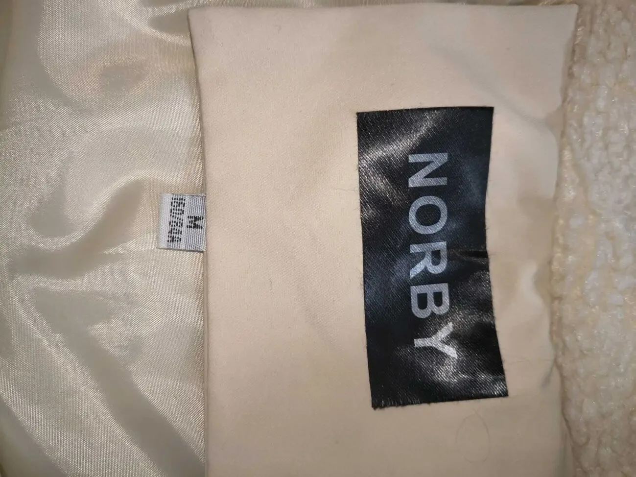 Куртка жіноча 4