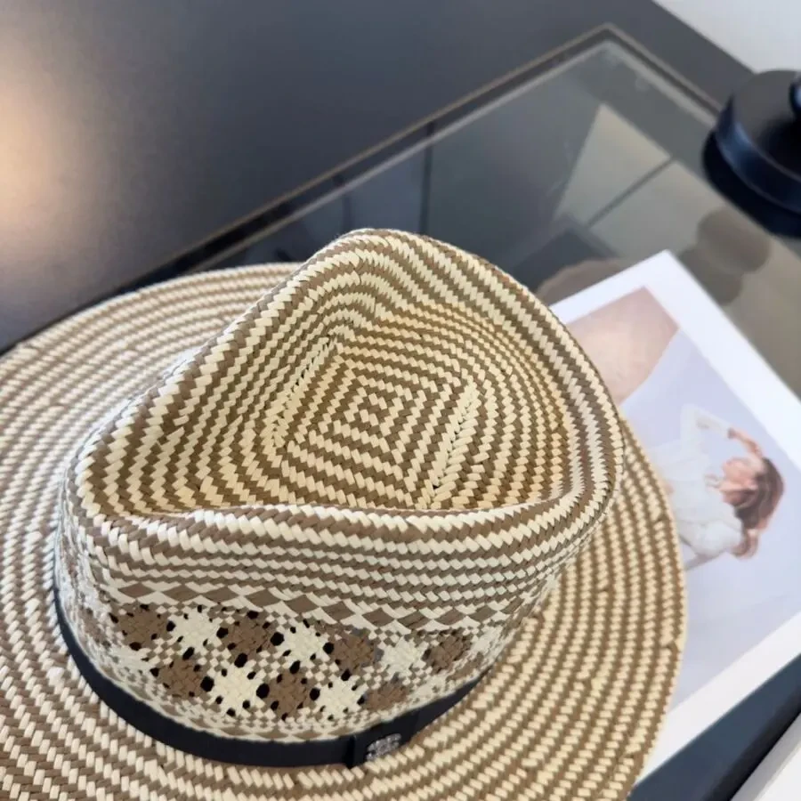 Капелюх Chanell 6