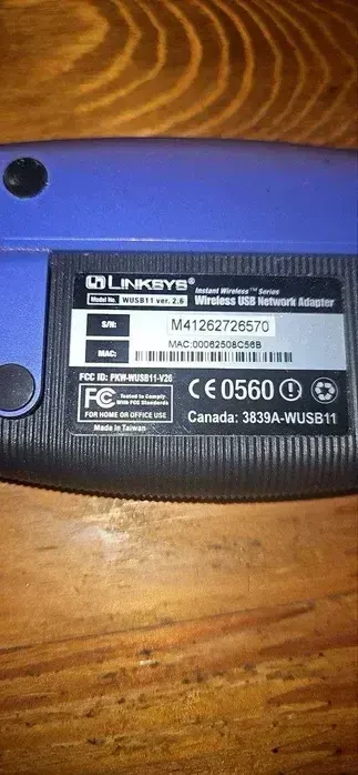 Сетевой USB-адаптер Linksys Instant Wireless - 802.11b (WUSB11-V.2.6) 2