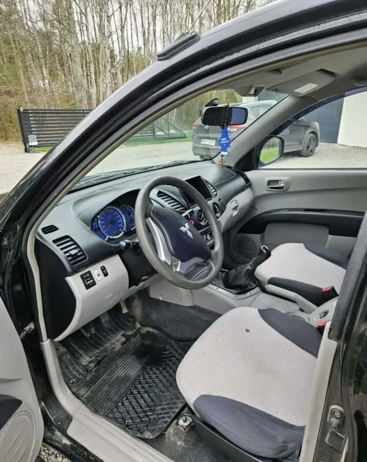 Авто для ЗСУ mitsubishi L200 2,5 D 10