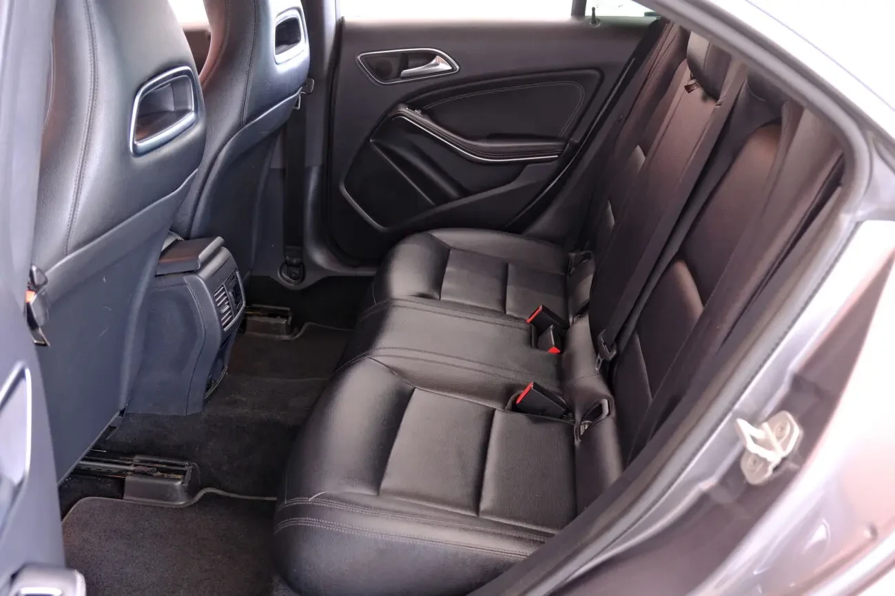 Mercedes-Benz CLA-Class 8