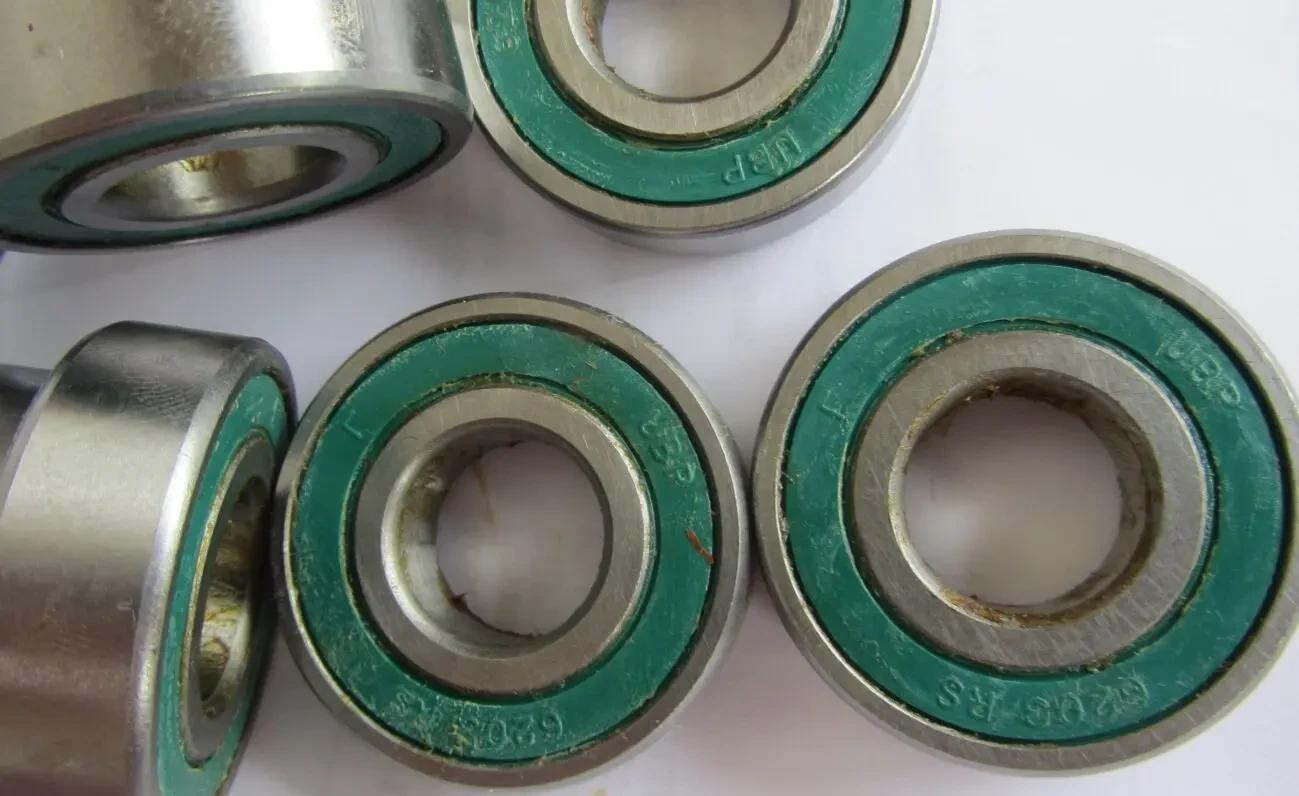 Подшипник роликовый конический -127509 6