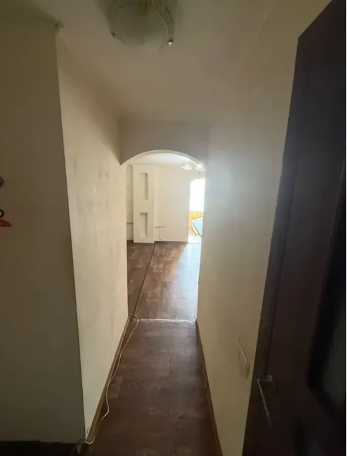 Продаётся уютная и светлая 2-комнатная квартира в популярном районе 4