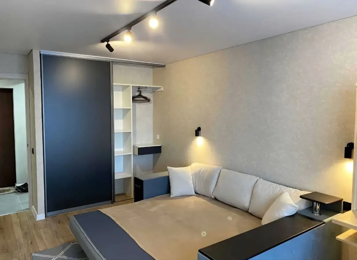 Сдам 1к квартиру на Победа-5 4