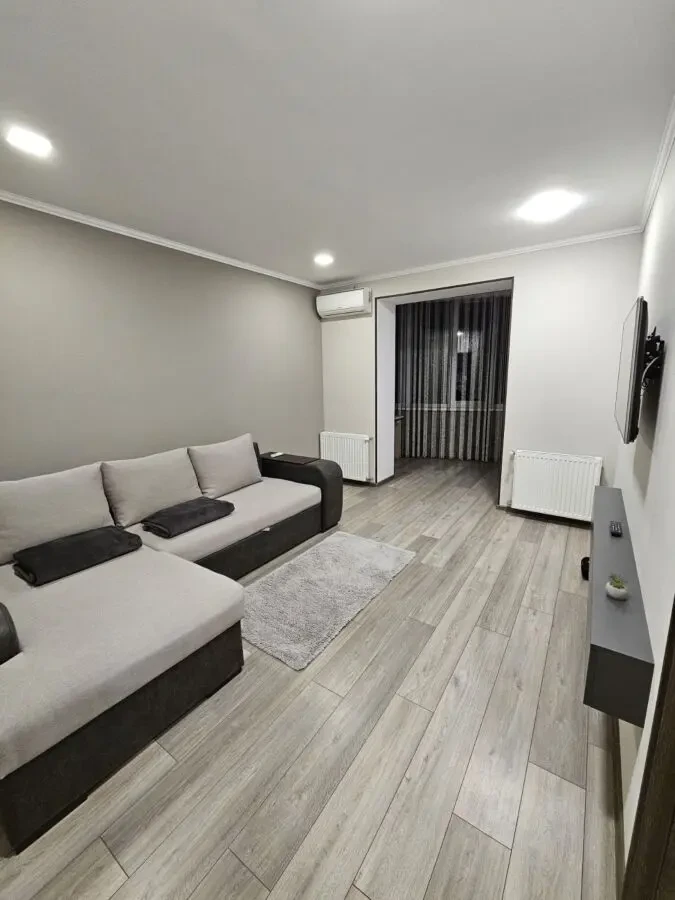 Сучасна 2к квартира з меблями, близько до Центру 4