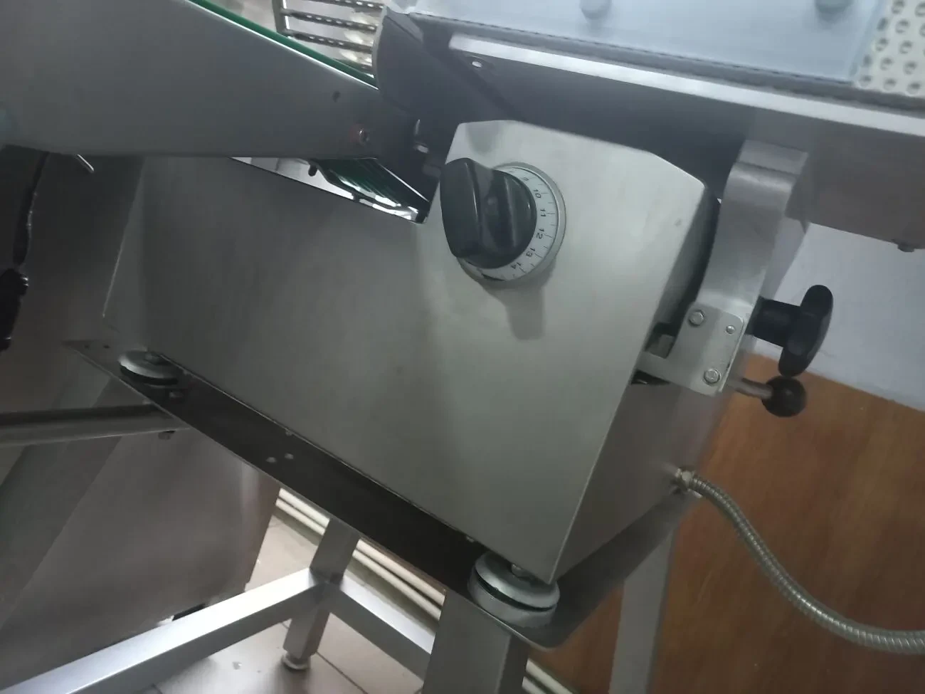 Автоматичний конвеєрний слайсер Scharfen 6