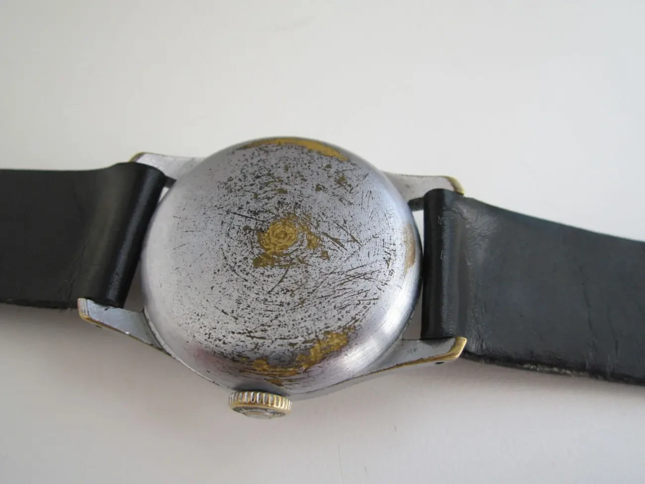 Часы мужские UMF Ruhla ГДР 6