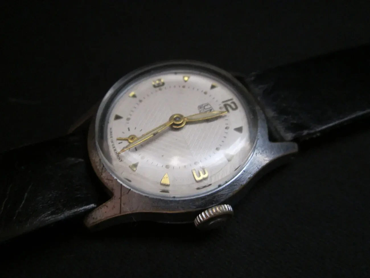 Часы мужские UMF Ruhla ГДР 2