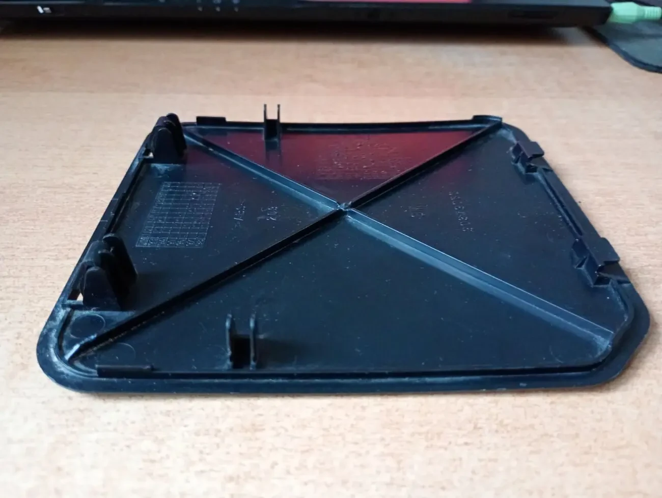 Крышка замка багажника седан Opel Astra G, Gm - 90379060. 4