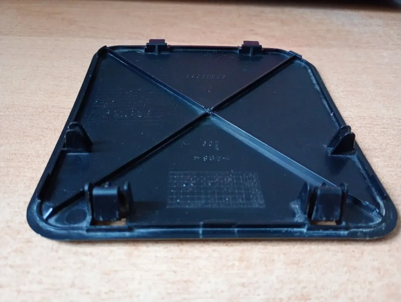 Крышка замка багажника седан Opel Astra G, Gm - 90379060. 3