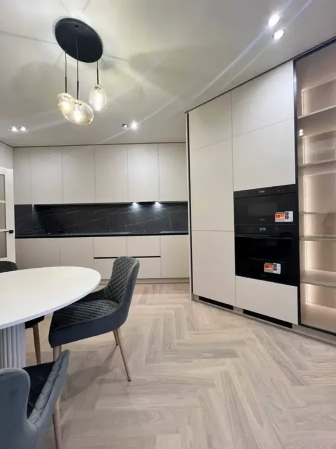 Продам 2 комнатную квартиру в ЖК Семейный 6