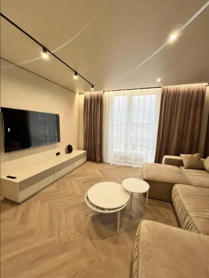 Продам 2 комнатную квартиру в ЖК Семейный 3