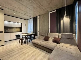 Продам 3к квартиру с авторским ремонтом в ЖК Небо