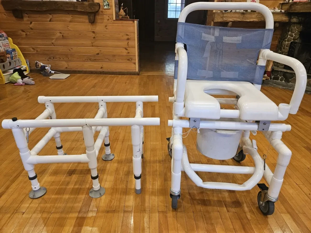 Система перемещения инвалида в ванну или туалет. 2