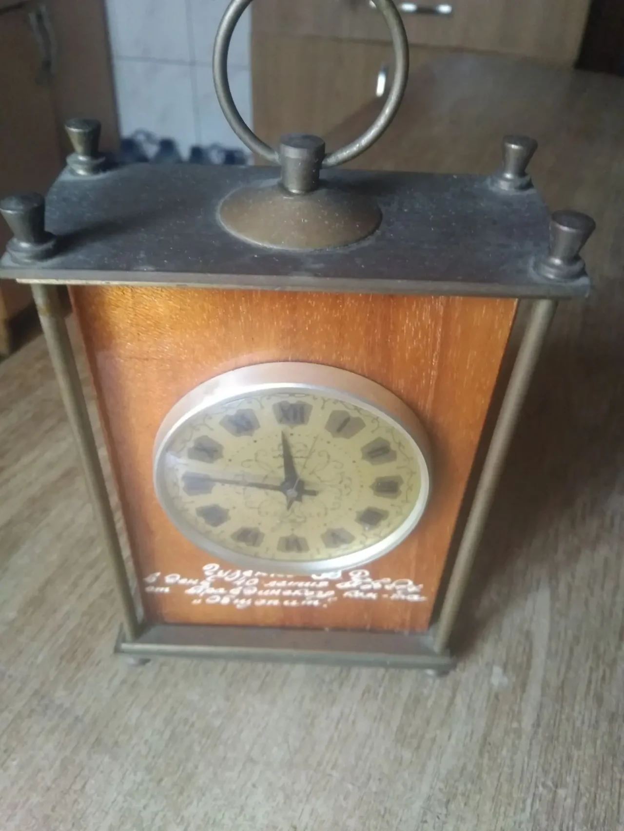 Винтажные настольные часы Молния 2
