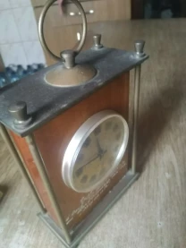 Винтажные настольные часы Молния