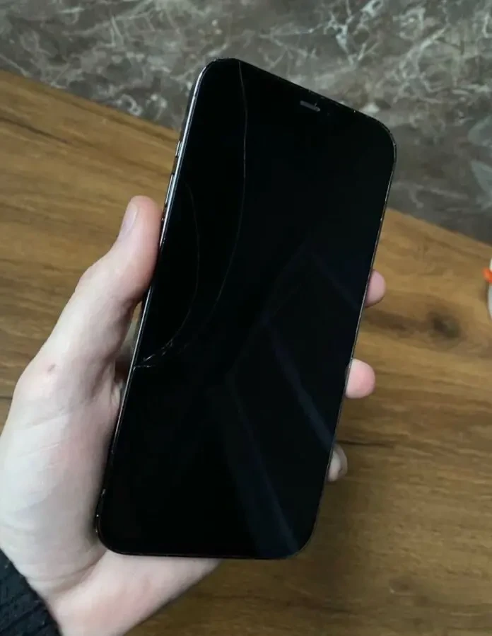 iPhone 12pro max 128g полностью рабочий 3