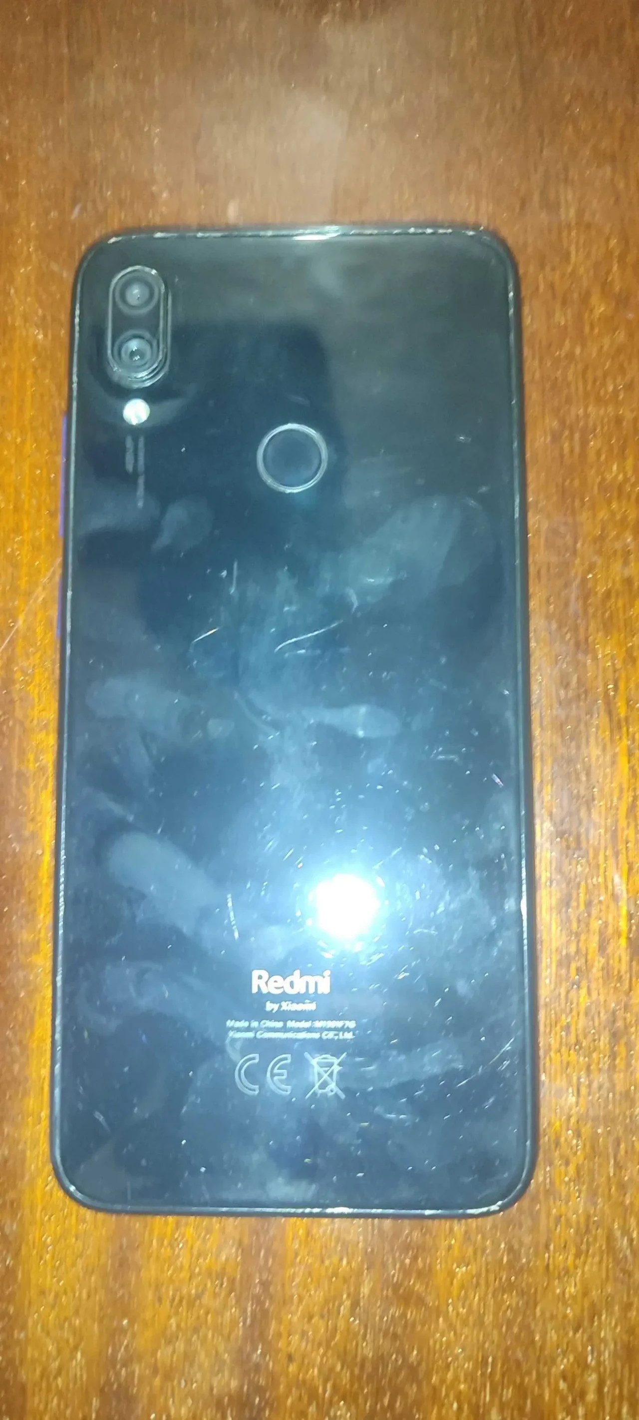 Продам телефон Редми нот 7