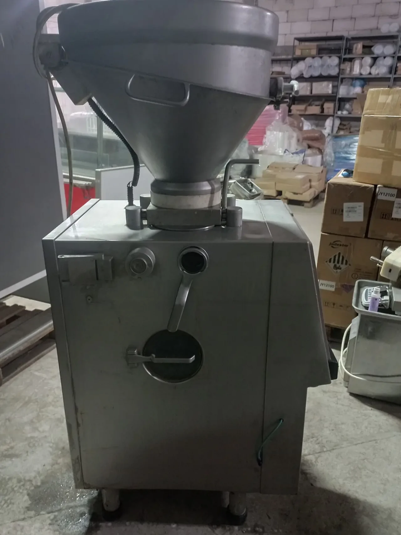 Шприц вакуумний роторний Handtmann VF 50 6