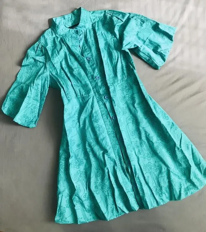 Легка сукня з котону