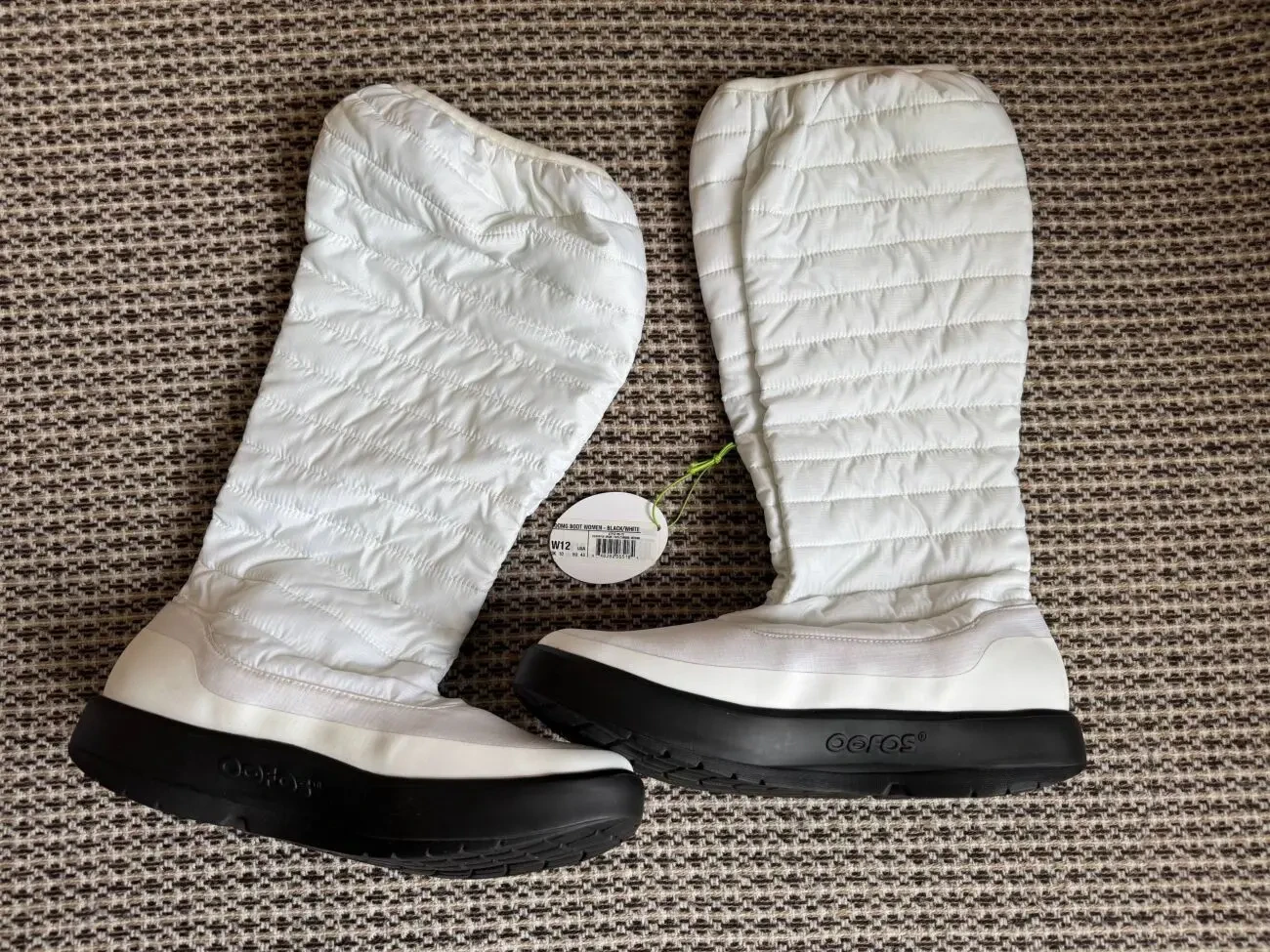 OOFOS OOmg Puffy Boot White - ультралегкі утеплені чоботи 2