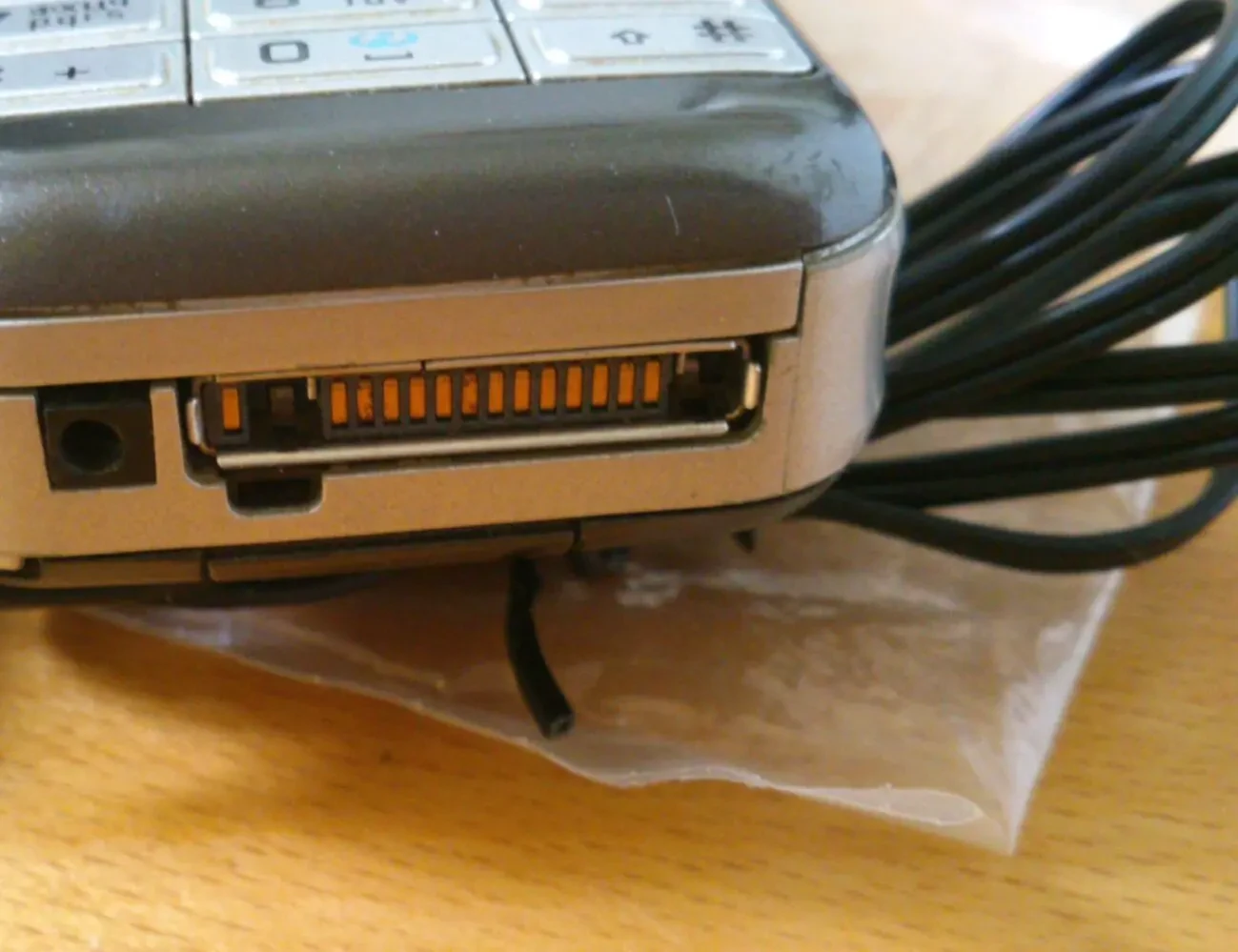 Телефон nokia 6070 с наушником 10