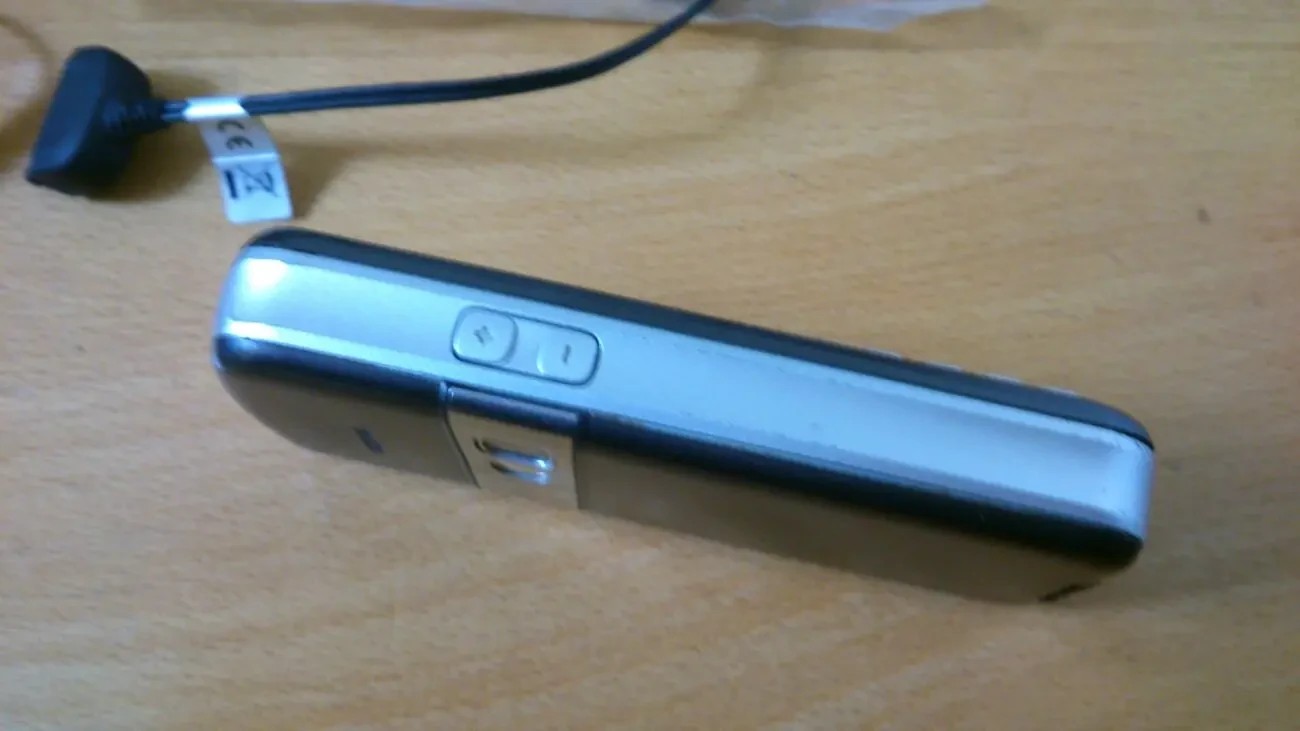 Телефон nokia 6070 с наушником 9