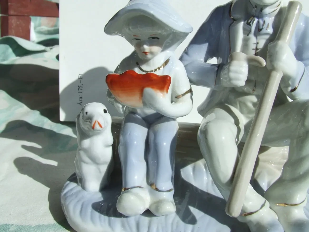 Фарфор дід з внуком роз. 18 х 18х 10 см. 1990 роки. ручний розпис. 3