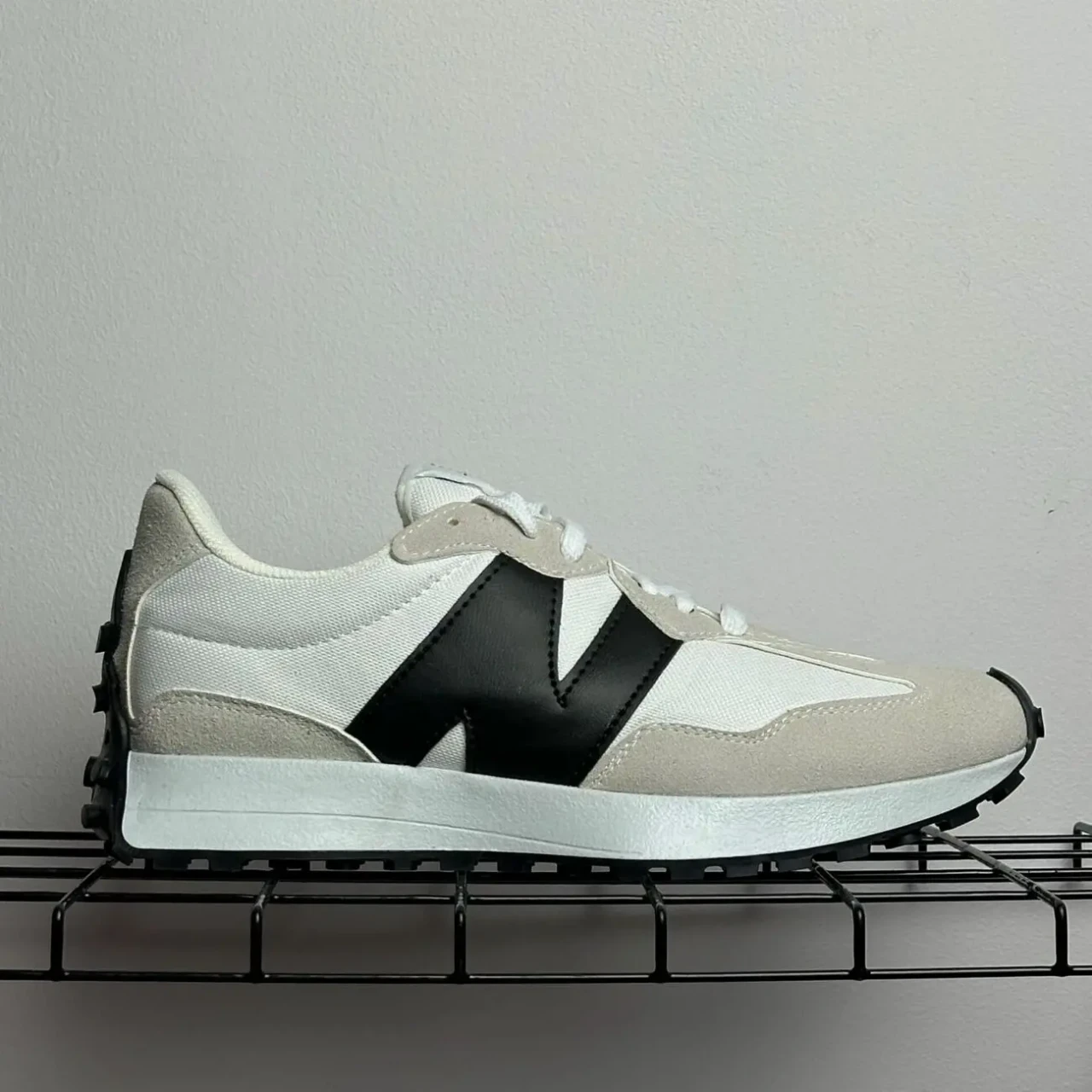 New Balance 327 40,41,42,43,44 2