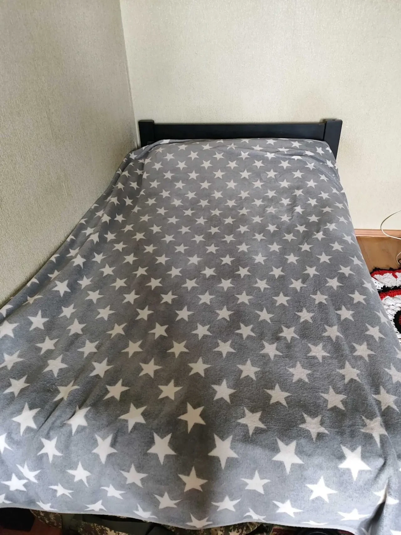 Продам ліжко з матрацом 2