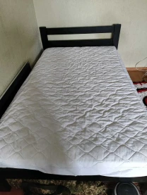 Продам ліжко з матрацом