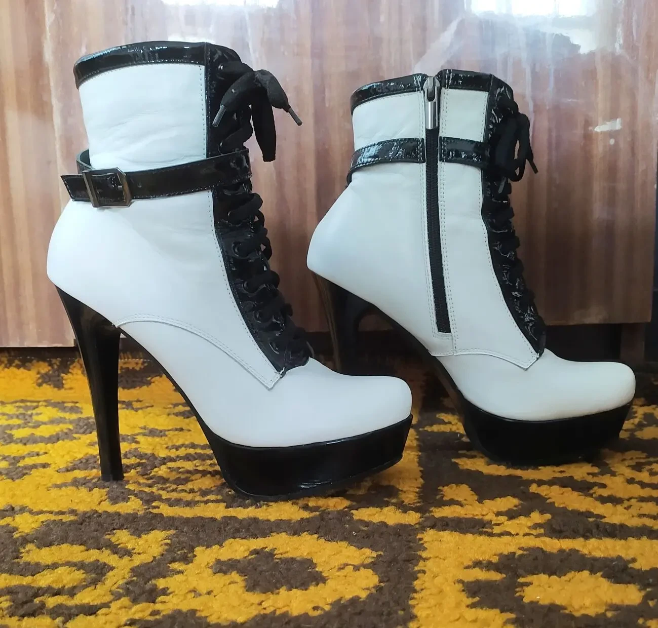 Ботильоны женские из натуральной кожи 38р 2