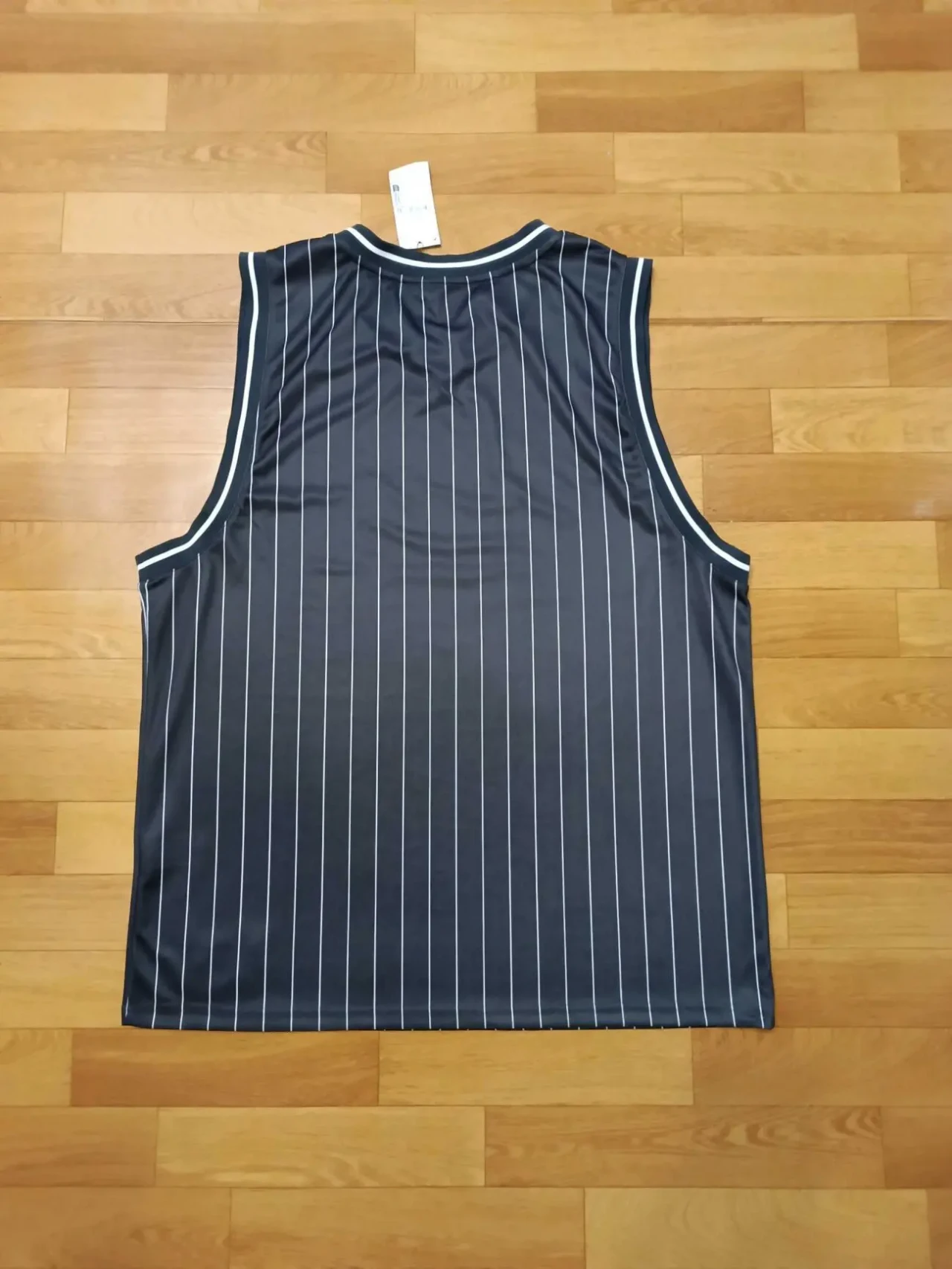 якісна брендова стильна майка 3