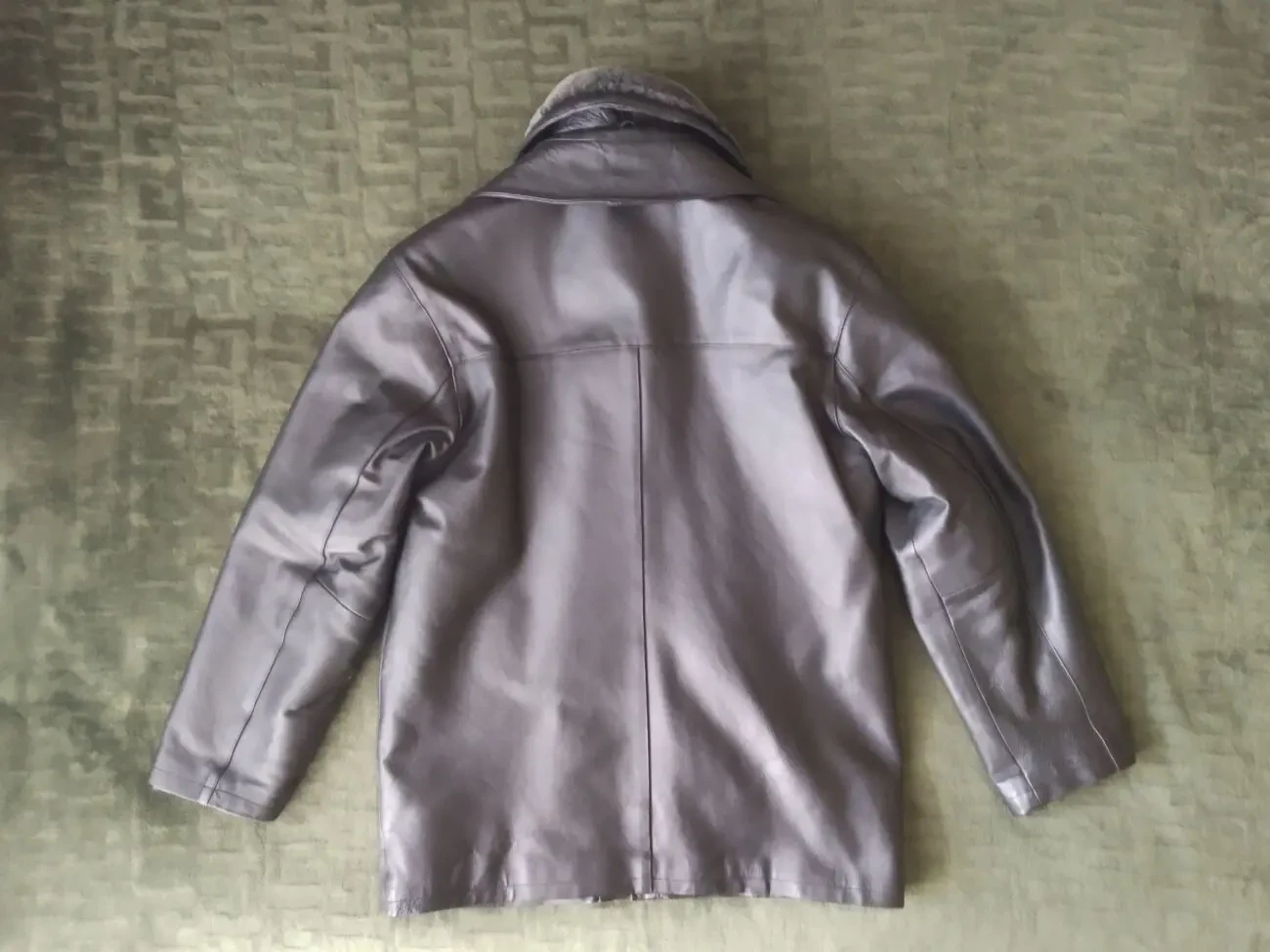 Куртка мужская,кожаная,зимняя,б/у (L,50) 2