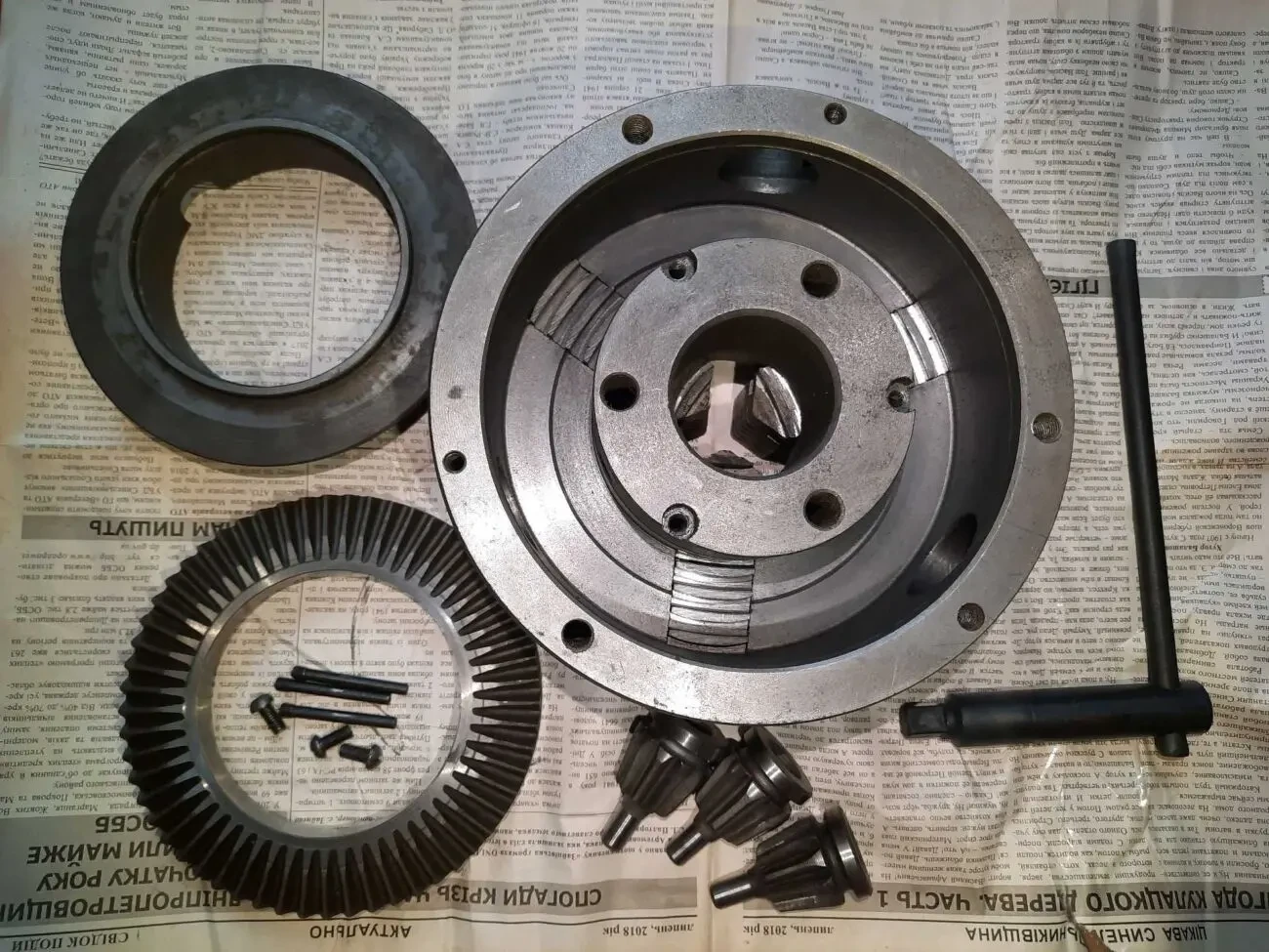 Патрон токарний 200 мм 8