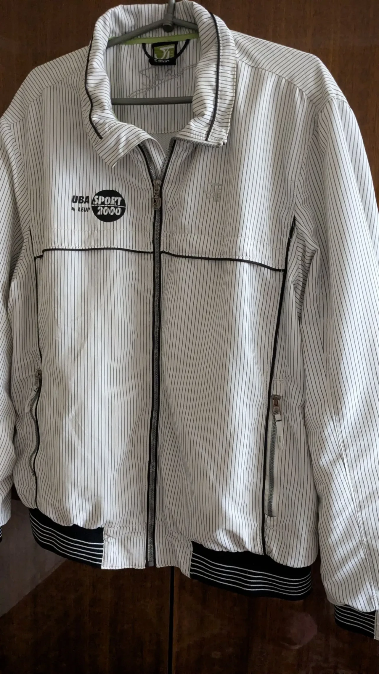 Мужская лёгкая ветровка. Sjeng Sports 9