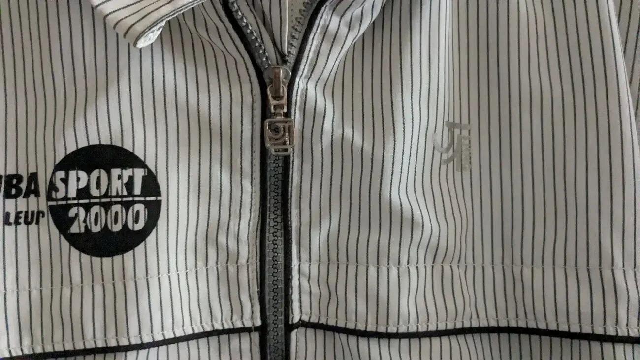 Мужская лёгкая ветровка. Sjeng Sports 8