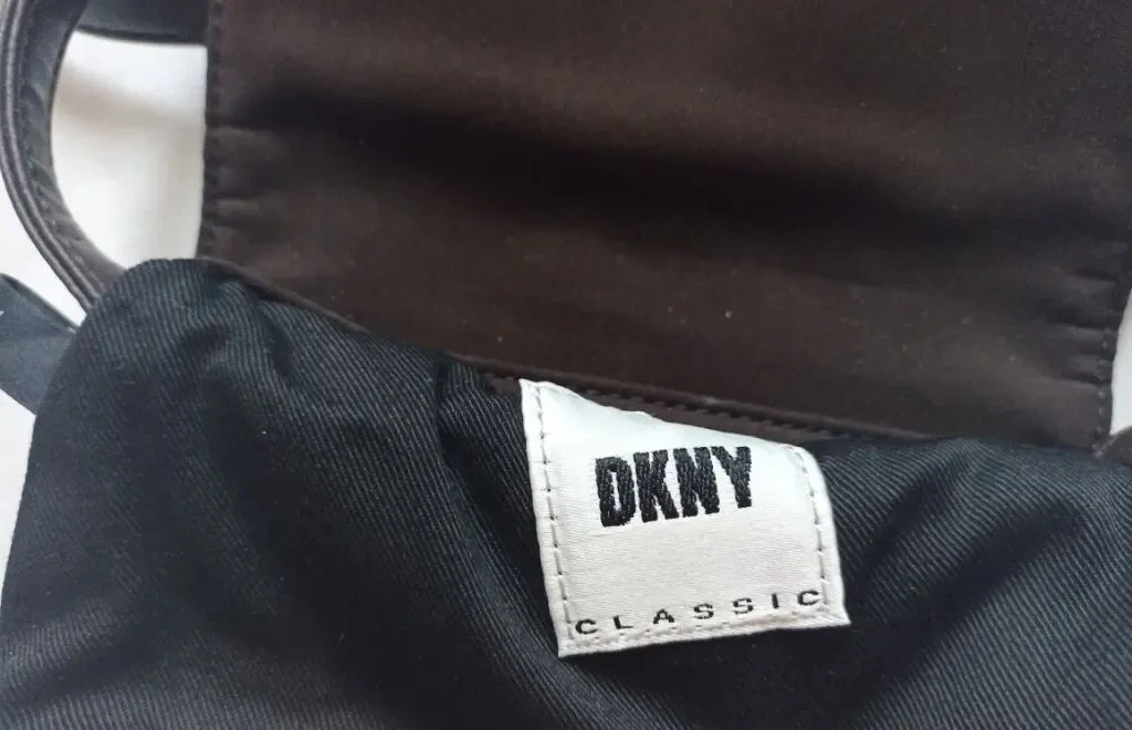 DKNY Сумка женская кросс боди шоколадного цвета нейлон 6