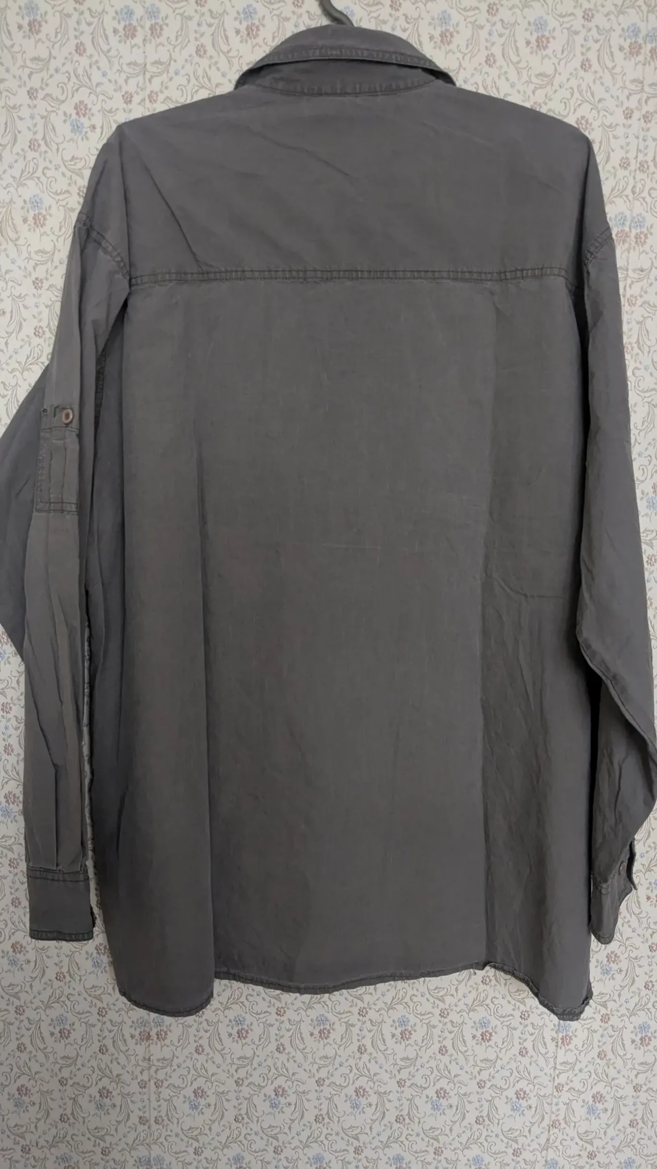 Отличная мужская рубашка, ширина 132, много карманов. LIFE 8