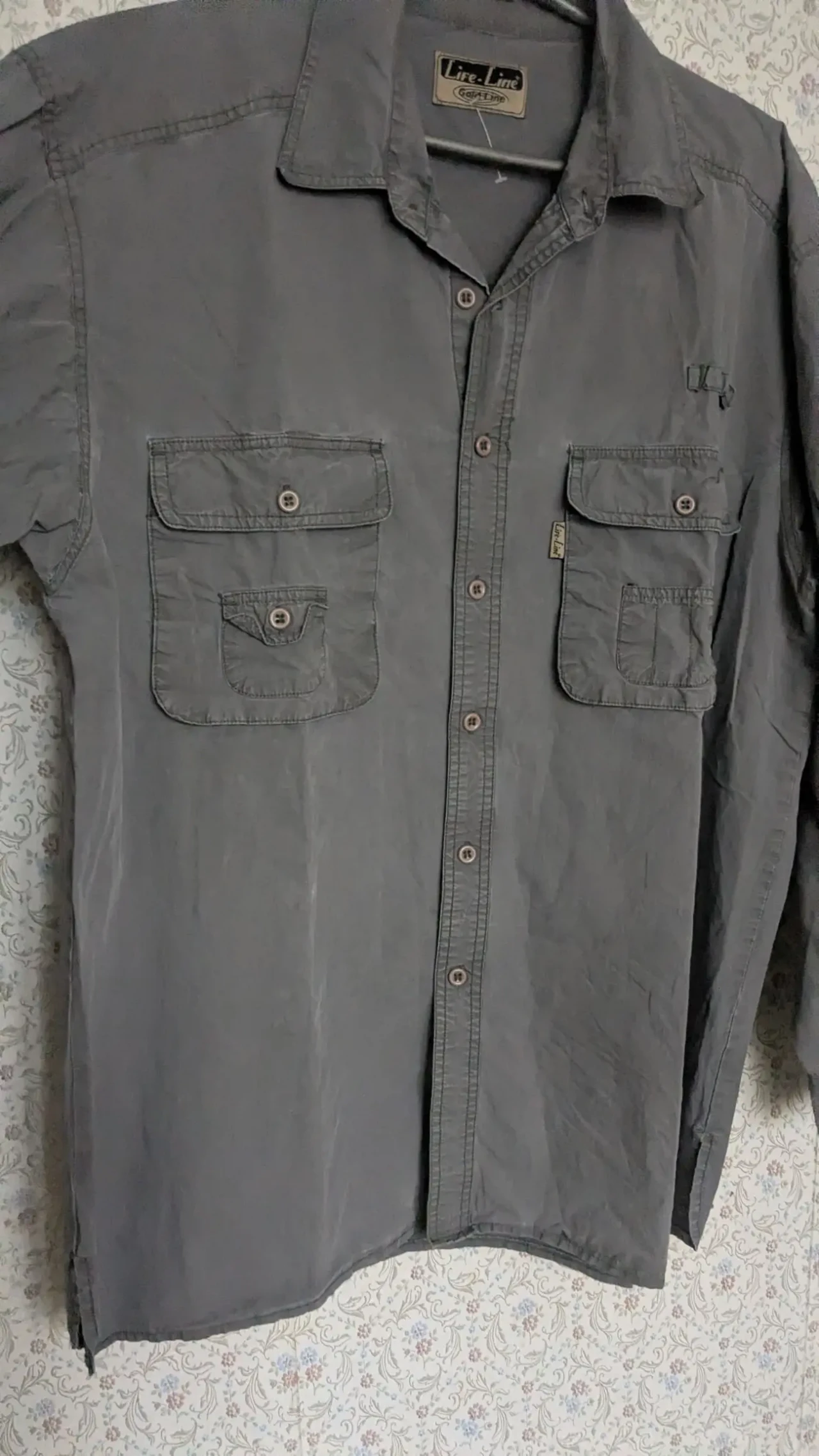 Отличная мужская рубашка, ширина 132, много карманов. LIFE