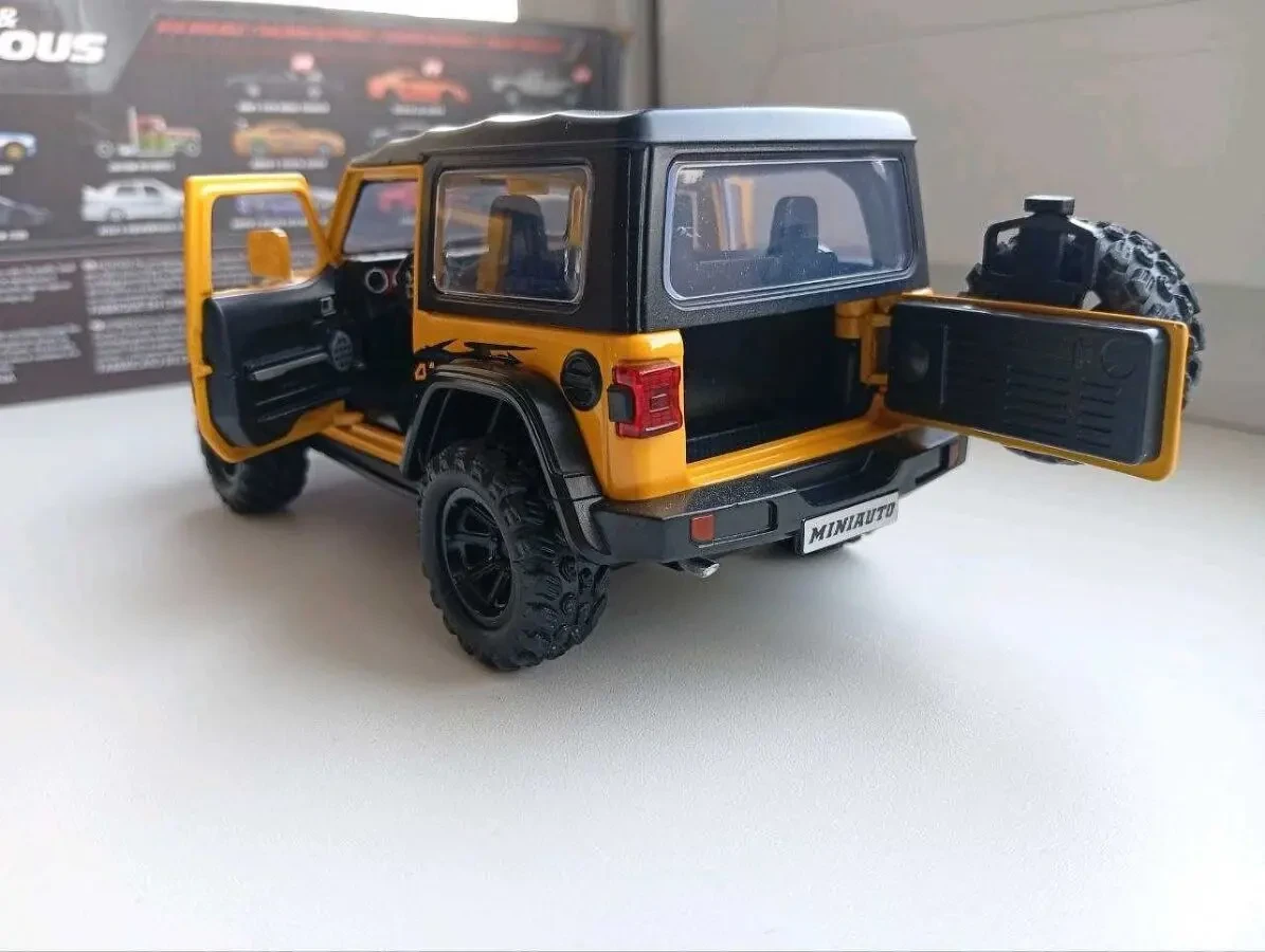 Масштабная модель автомобиля 1:32 Jeep Rubicon 6