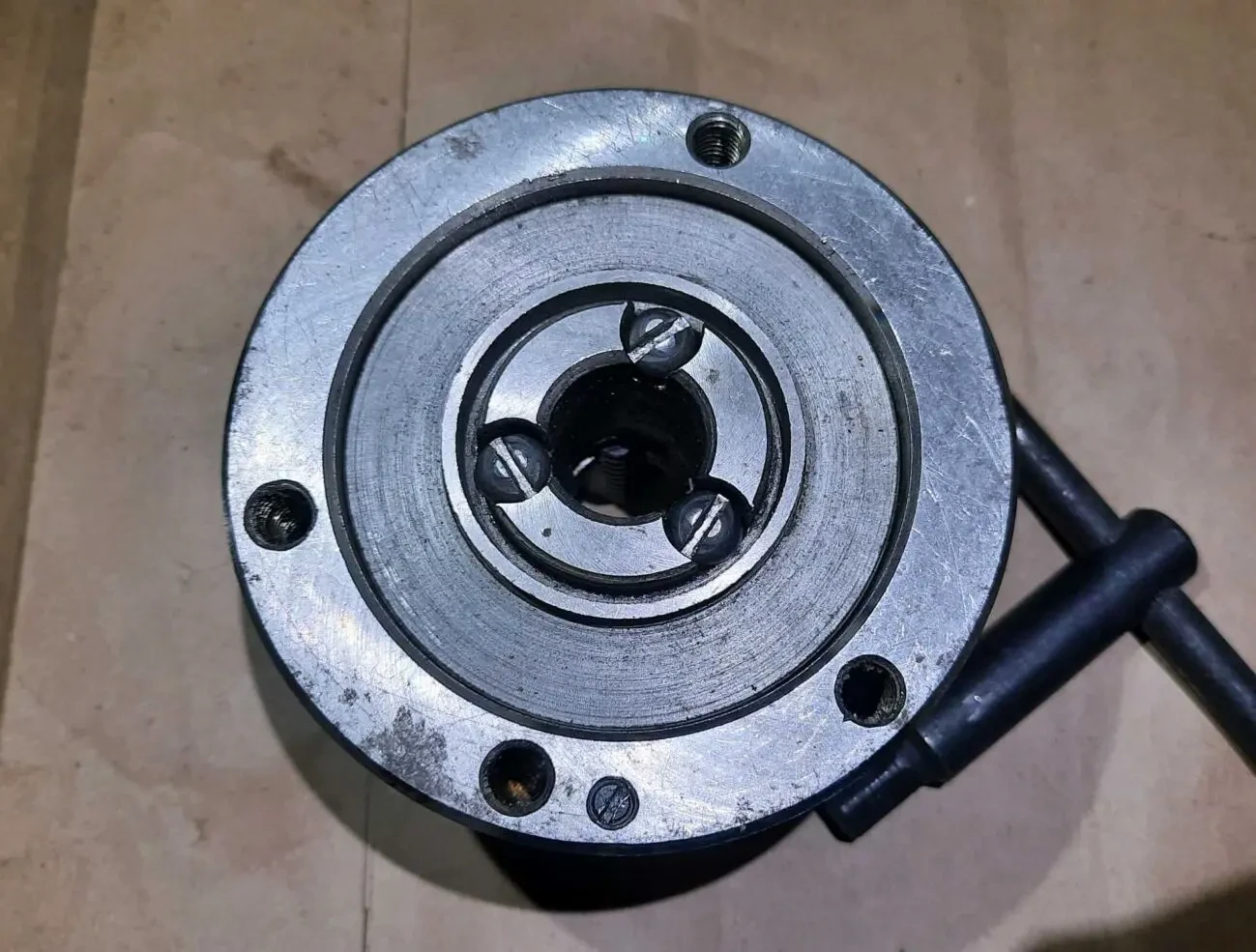 Патрон токарний високоточний 100 мм 2